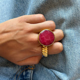 Magenta ring