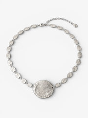 Chocker cráter plateado